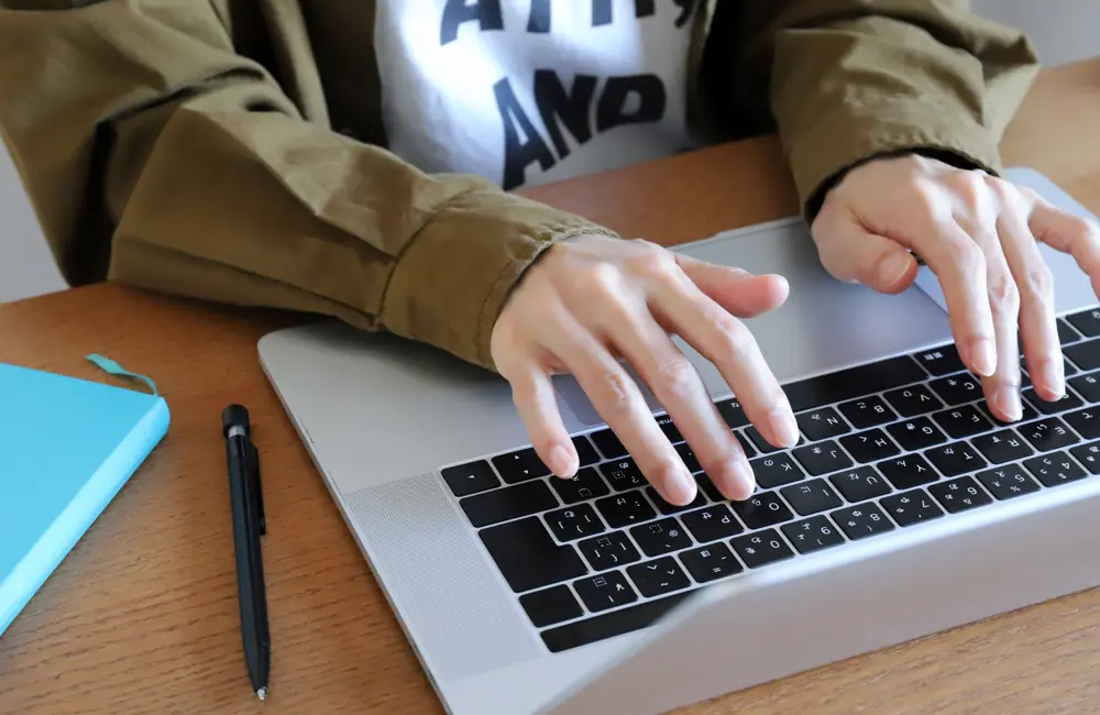 enzine room のオシゴト:クリエイターを目指したい